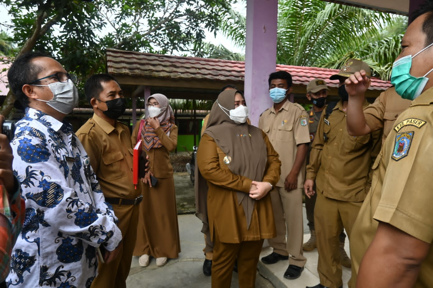 Kades Bente Tualan Minta Perbaikan Jembatan Gantung ke Wabup