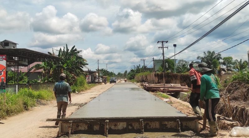 Progres Proyek Jalan yang terkendala di Kota Tanah Grogot Capai 88 Persen